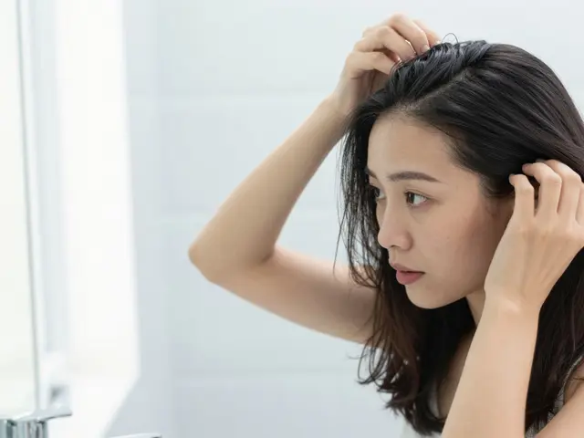 Jak zjistit typ vlasů: Kompletní průvodce pro správnou péči